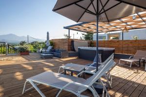 Villa Paris with Rooftop & Jacuzzi