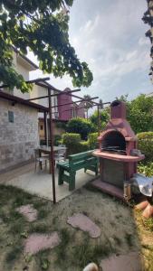 Havuzlu Bahçeli Müstakil Villa