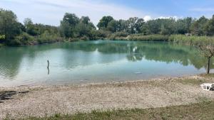 Campings Mobilhome proche du Lac , Tv , clim ect Camping 4 Etoiles : photos des chambres