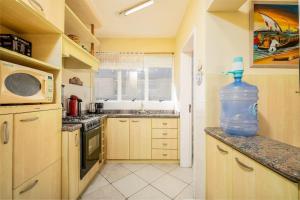 Apto cchurrasqueira a 300m da praia MDO201