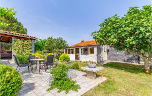 Amazing Home In Pomer With Wifi