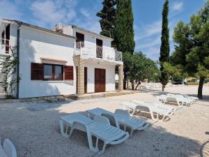 5 meters FROM THE SEA with private beach - 70m2 Colibri Sunset Apartments