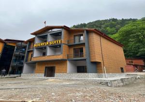 Aderfia Suite