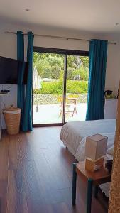 B&B / Chambres d'hotes Agreable chambre dans le maquis : photos des chambres