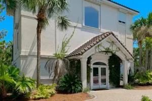 The Burrow - Apalachicola