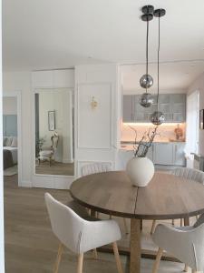 Lujoso apartamento boutique a estrenar con parking gratis