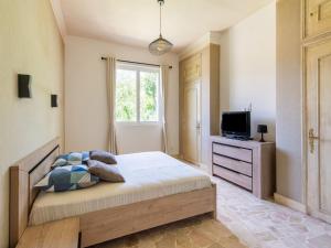 Maisons de vacances Spacious holiday home in Saint-Julien-du-Verdon with garden : photos des chambres