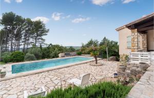 Maisons de vacances Stunning Home In Flayosc With Outdoor Swimming Pool, Wifi And 3 Bedrooms : photos des chambres