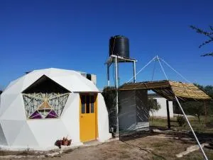 Cabaña Domo Delta - Cuchi Corral