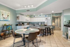 Admirals Quarters 1206