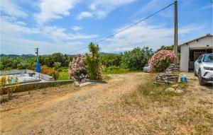 Maisons de vacances Amazing Home In Giuncaggo With Outdoor Swimming Pool, Wifi And 3 Bedrooms : photos des chambres