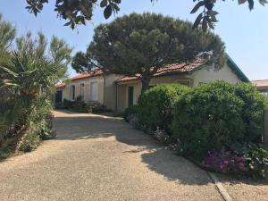 Maisons de vacances VILLA LES PIEDS DANS L’EAU ACCES DIRECT A LA PLAGE : photos des chambres