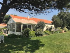 Maisons de vacances VILLA LES PIEDS DANS L’EAU ACCES DIRECT A LA PLAGE : photos des chambres