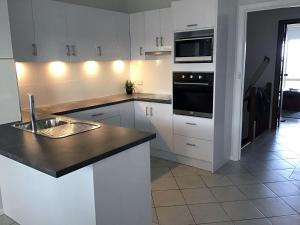 Beach Front with Amazing Ocean Views