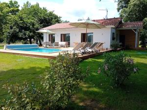 Maisons de vacances Maison neuve avec piscine chauffee, 4 kms de Contis plage : photos des chambres