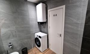 Luxury Quiet Apartment in the City Center