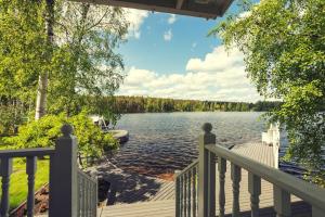 Villa Kesätie - Lakeside Paradise