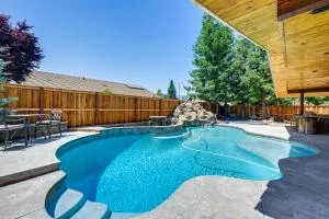 California Vacation Rental with Private Pool and Patio - 图莱里
