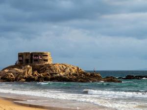 REf 11 VILLA ER DJEBEL