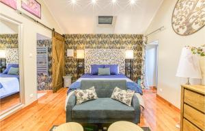 Maisons de vacances Stunning Home In Septfonds With Sauna, Wifi And 1 Bedrooms : Maison de Vacances 1 Chambre