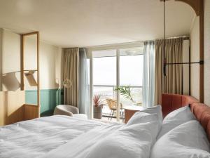 King Room with Sea View room in Carlton Beach