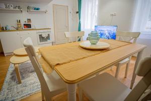 Boutique apartment in Akacfa street