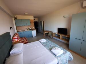 Privately owned Studios Bora Bora