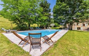 Maisons de vacances Amazing Home In Caylus With Wifi, Private Swimming Pool And Outdoor Swimming Pool : photos des chambres