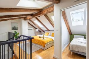 Duplex apartment with AC in Prague Center