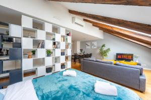 Duplex apartment with AC in Prague Center