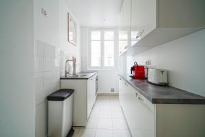 Apartment next to Palais des Congrès - Neuilly