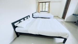 Konkan Central Kankavali - Service Apartment