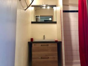 Studio 318, Port Vénus au village naturiste