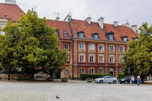 Warsaw New Town Square Apartment for 5 Guests by Noclegi Renters