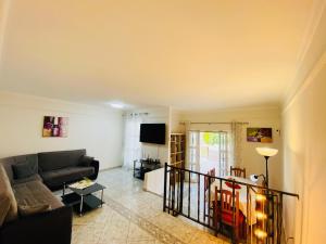 Sunshine holiday house