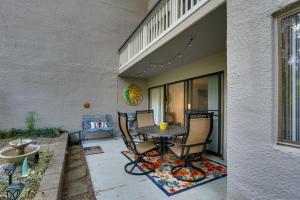 Serene Hilton Head Island Condo with Community Pool!