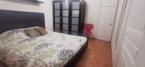 Maisons de vacances Maison Troglodyte en Provence : photos des chambres