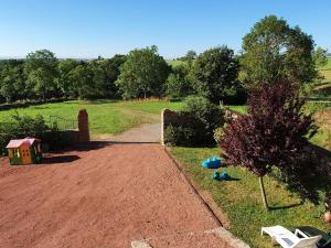 Maisons de vacances Gite Vezelin-sur-Loire, 5 pieces, 11 personnes - FR-1-496-273 : photos des chambres