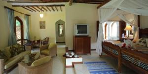 Bluebay Beach Resort & Spa