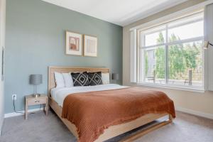 Mountain View 1br w pool garden spa nr shops SFO-1439