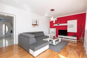 Apartment LAVANDA with beautiful garden 