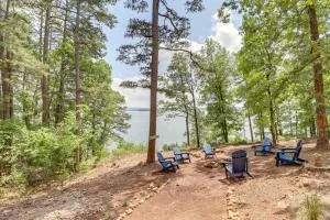 Edgemont Waterfront Cabin Rental with Beach Access! - Prim