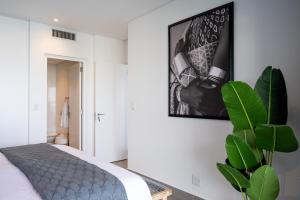1809 Oceans Apartment - by Stay in Umhlanga
