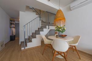 Terrace, pool, near beach & home office (Fibre)