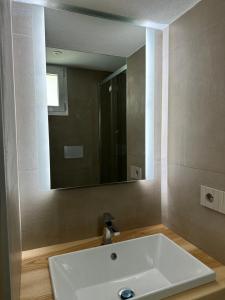 MP Luxury room img14