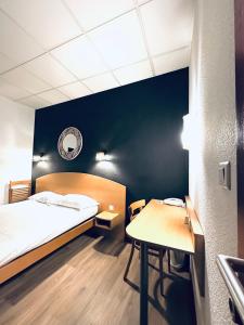 Hotels Hotel de Lyon : Chambre Simple