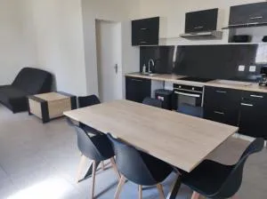 appartement dans partie de mas en camargue - 萨林德吉罗
