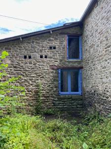 Maisons de vacances Breton stone cottage with a garden near the river : photos des chambres