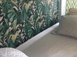 Sejours chez l'habitant Just for sleep - Parisian Male dorm room - daily stay from 20h to 10h -contact the private host via Booking chat message upon the arrival : photos des chambres