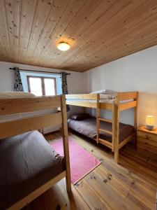 Maisons de vacances The Stable House Bourg d’Oisans -bike/hike/ski : photos des chambres